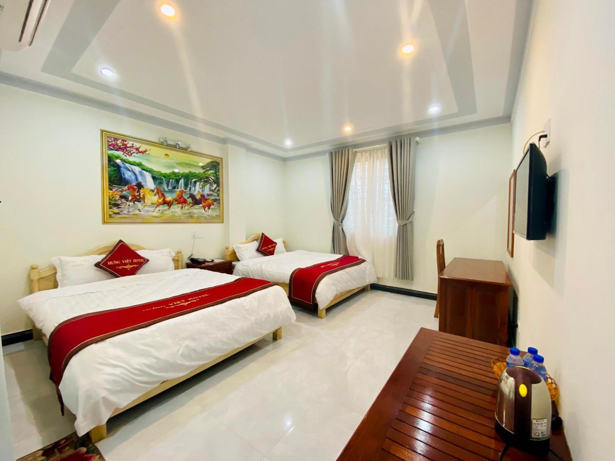 Khach San Hung Viet Hotel Tỉnh Kontum Екстериор снимка